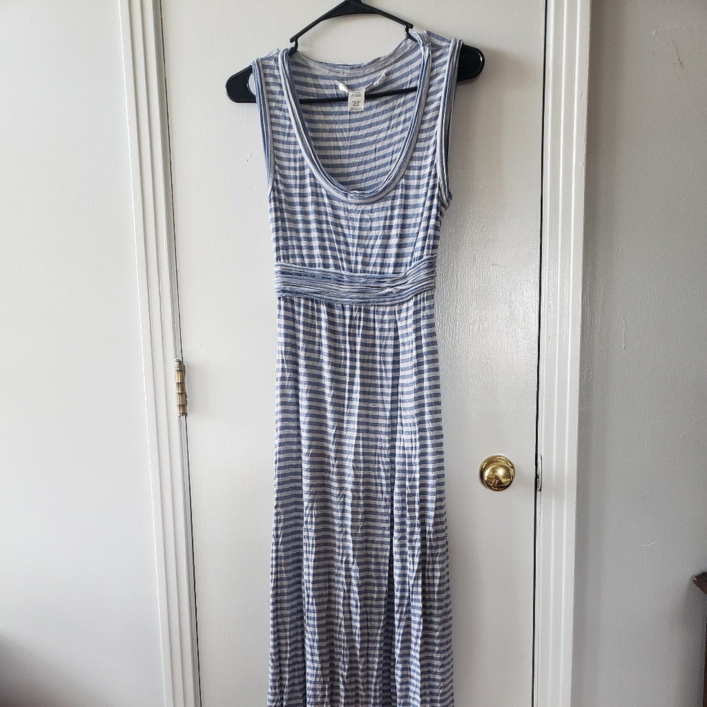 max studio dress M